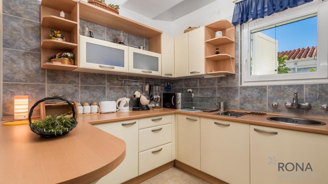 Rona Apartment Aurora Novalja Εξωτερικό φωτογραφία