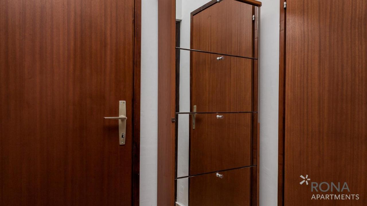 Rona Apartment Aurora Novalja Εξωτερικό φωτογραφία